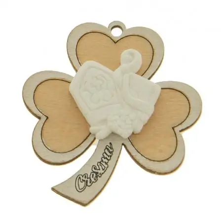 gessetti bomboniere cresima con trifoglio in legno