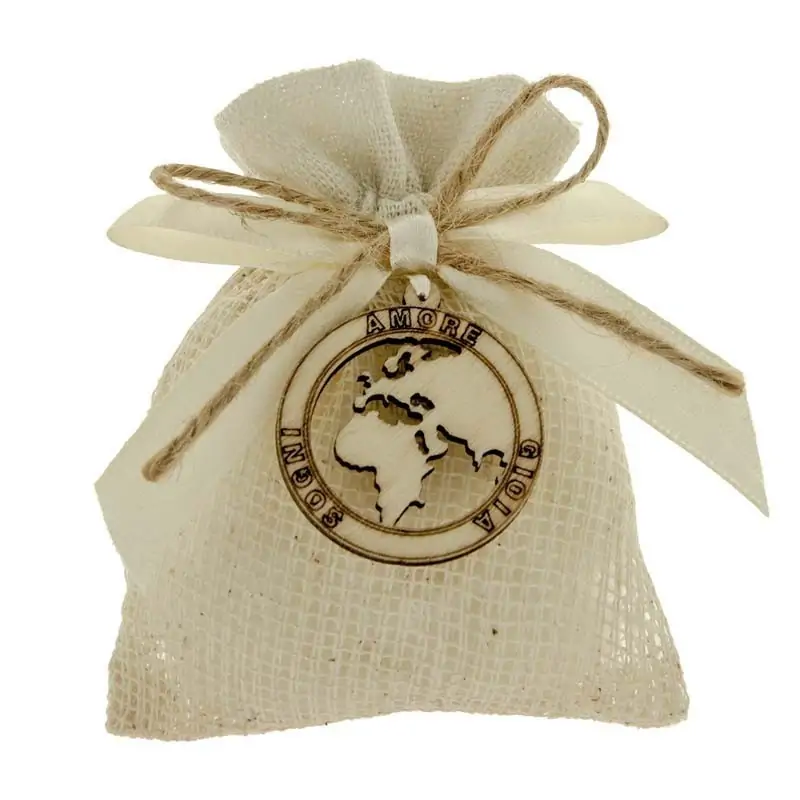 SACCHETTO BOMBONIERE MATRIMONIO CON MONDO IN LEGNO E FRASI