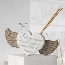 profumatori ambiente fai da te cuore con ali in legno e frase