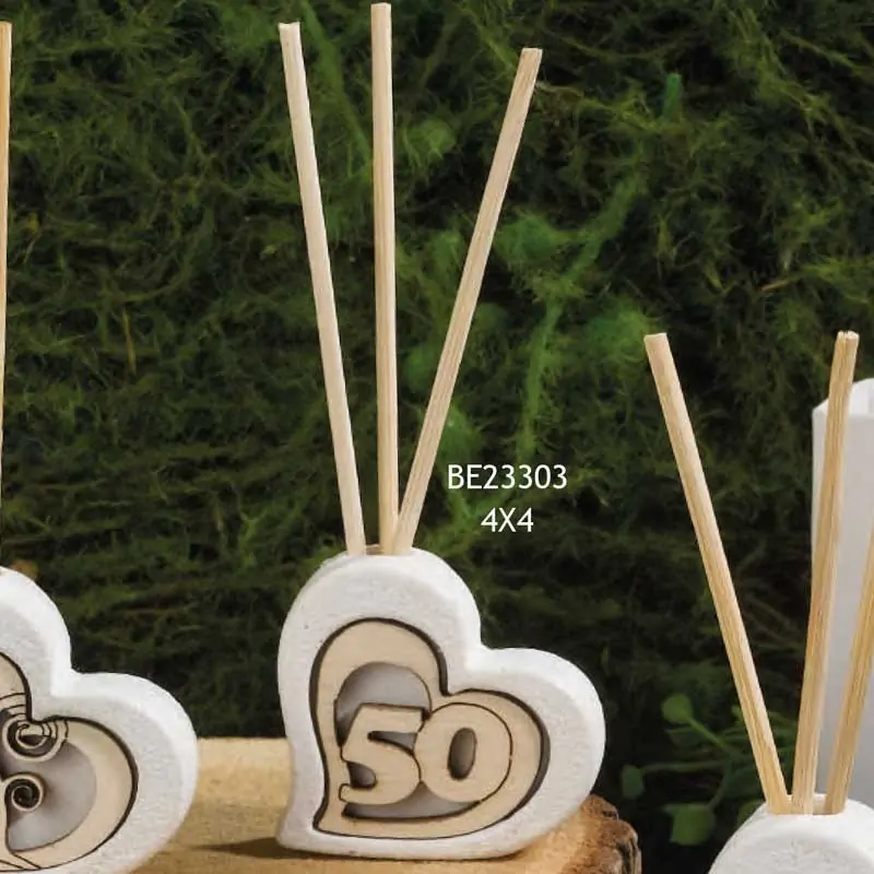ELISA PROFUMATORE CUORE BIANCO CON APPLICAZIONE IN LEGNO 50°