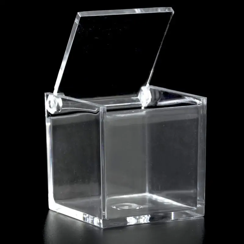 scatola quadrata in plex portaconfetti