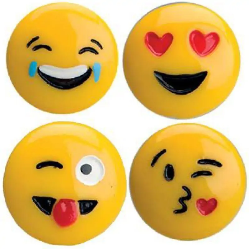 Faccine adesive in plastica